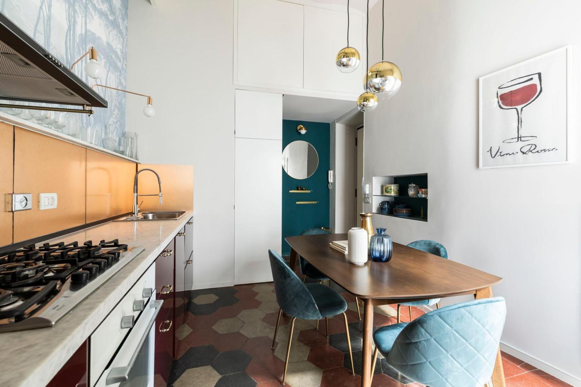 Apartment Ych-colosseo Book House